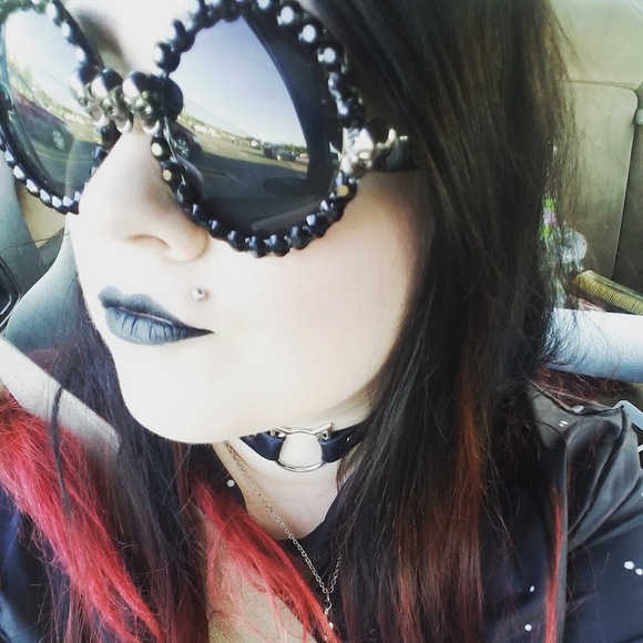 Meet your Posher, Brittany - Picture 1 of 1